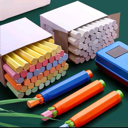 学校买来相同盒数的白色粉笔和彩色粉笔