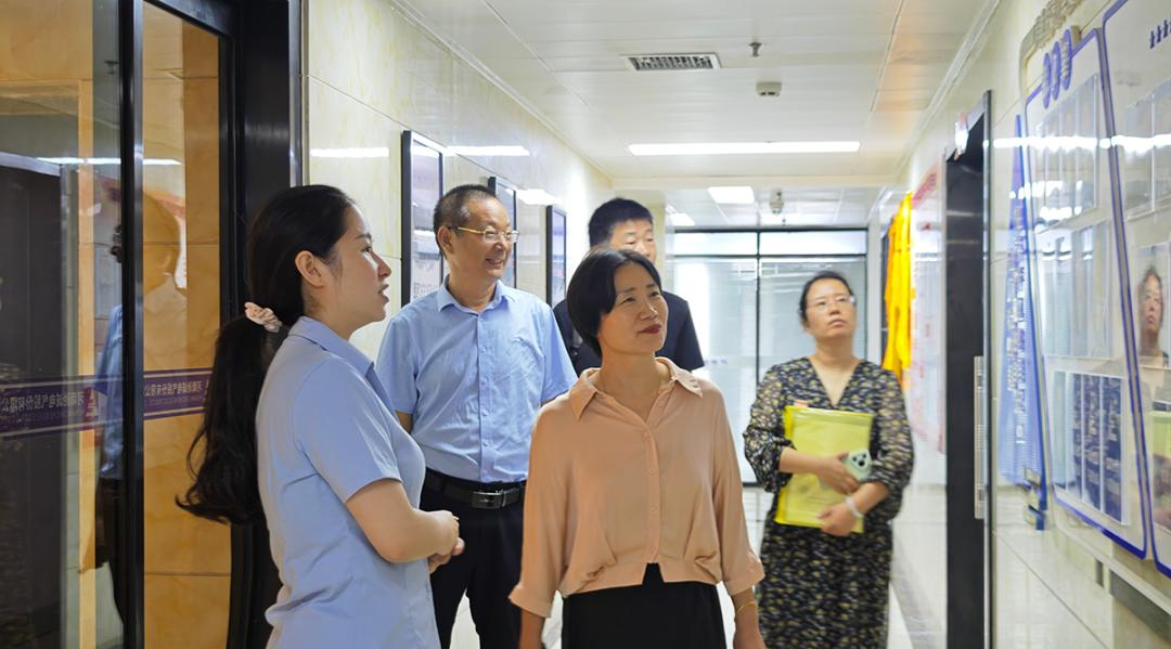 热烈欢迎河南省电器工业协会领导一行莅临乐天堂官网电气考察指导